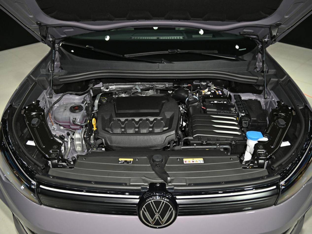 1400x0_1_q95_autohomecar__ChxoHmYWKjmAEYmzACHnyo2r22Q665