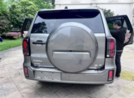 北京BJ60魔核電驅版實車曝光