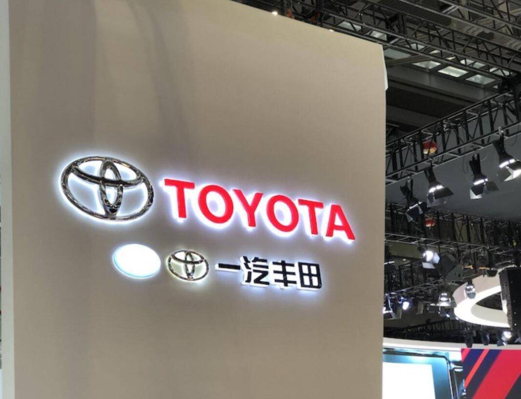 豐田章男鞠躬道歉,卻難解安全氣囊打不開的致命隱患