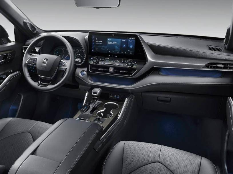 近期上市的2款日系車,新款漢蘭達配置升級,能重拾輝煌嗎?