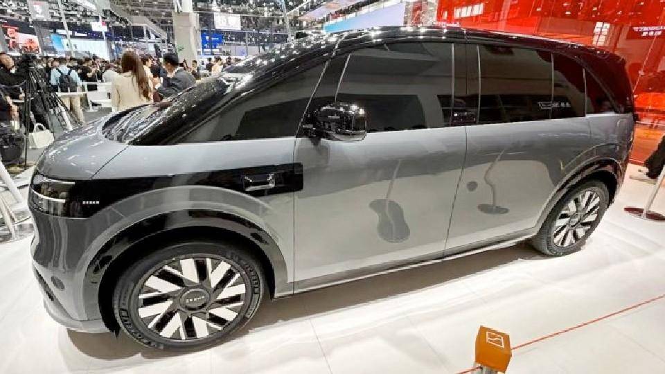 自重2.7噸的極氪MIX,電耗比轎車高0.5Wh,最省電SUV?