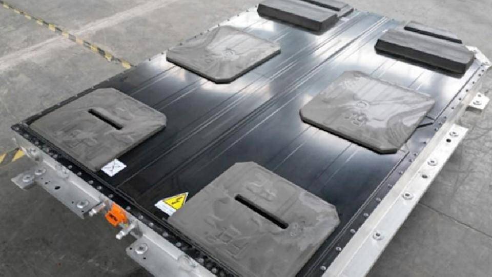 自重2.7噸的極氪MIX,電耗比轎車高0.5Wh,最省電SUV?