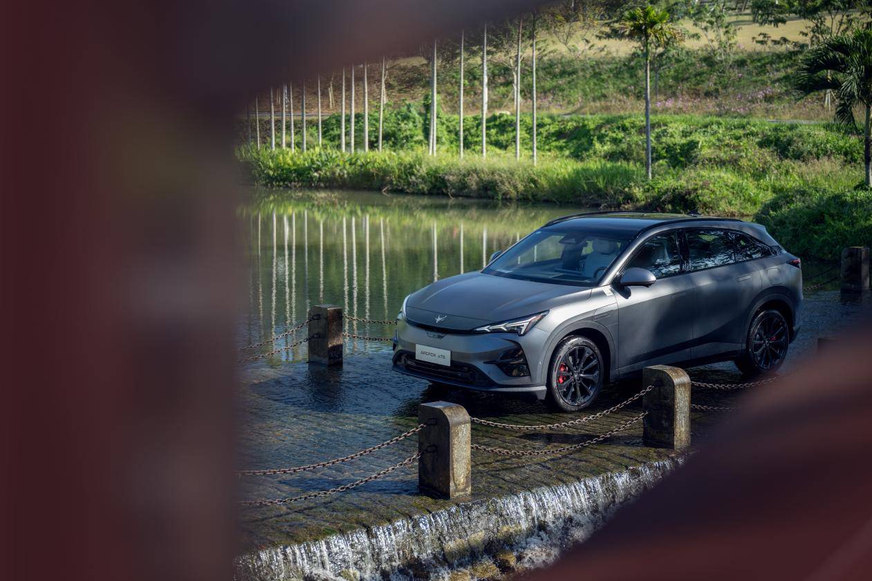 阿爾法T5 vs宋PLUS EV:誰才是家用車市場的王者?