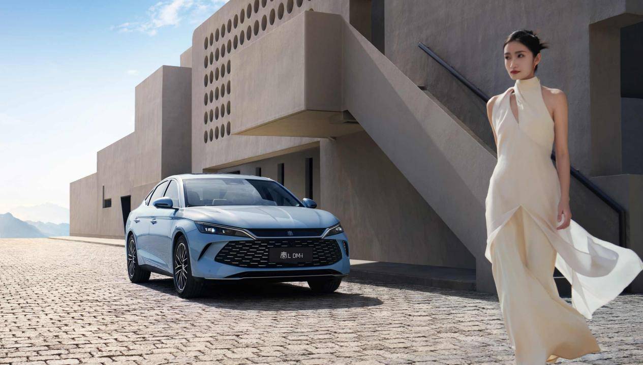 比亞迪的這一場發布會宣布全球混動進入新時代