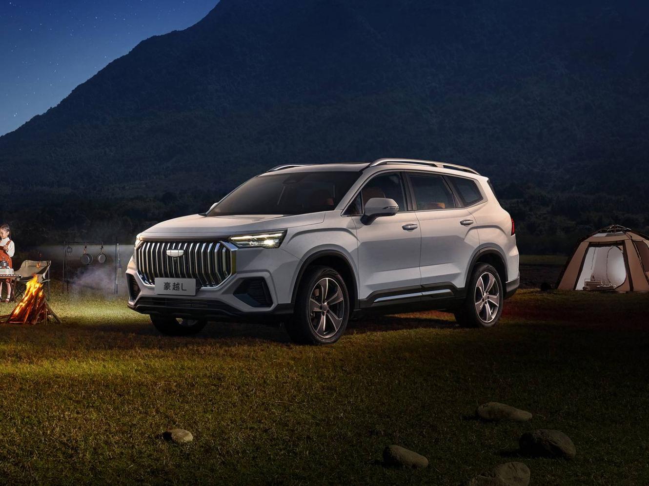 買啥途觀、探岳!4.86米7座SUV只賣11萬多,218馬力7.9L油耗