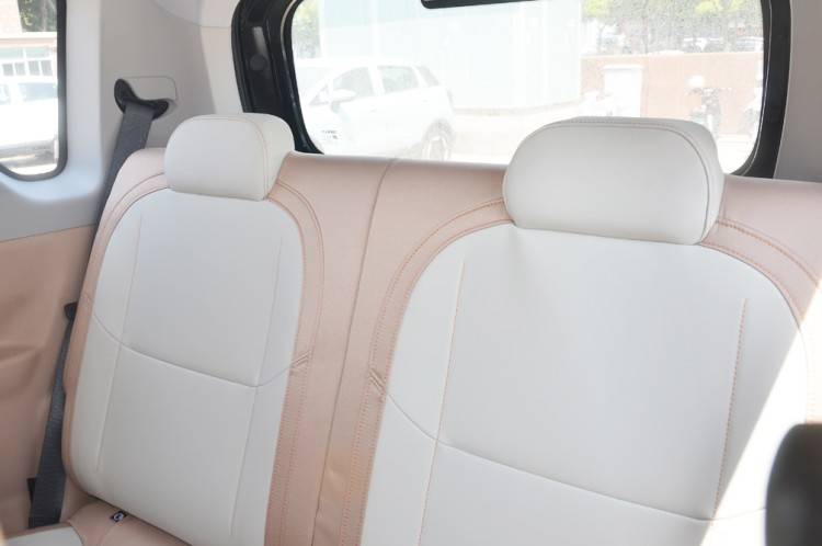 續航200公里,4.69萬的吉利熊貓卡丁值不值得買?