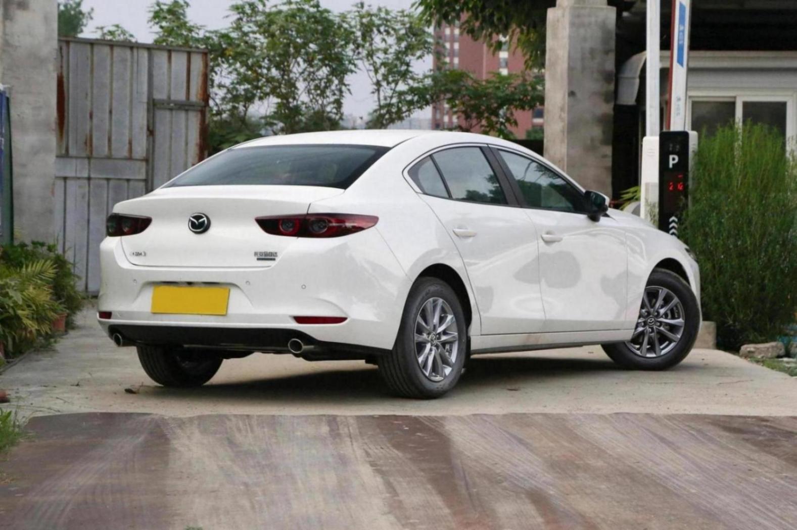 比亞迪秦L都998了,日系車可以讓路了嗎?