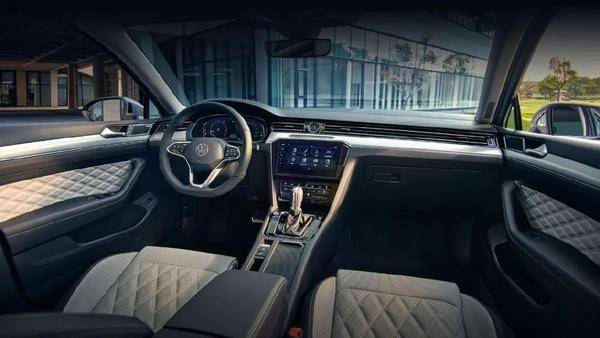 銷量與品質雙保障!三款熱門中型轎車推薦