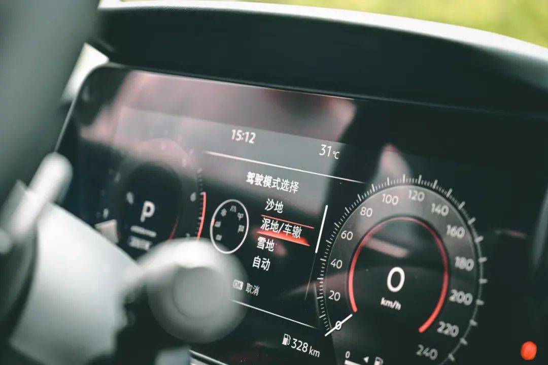 家庭七座SUV雙雄對決:漢蘭達加速稍快,日產探陸空間品質占優