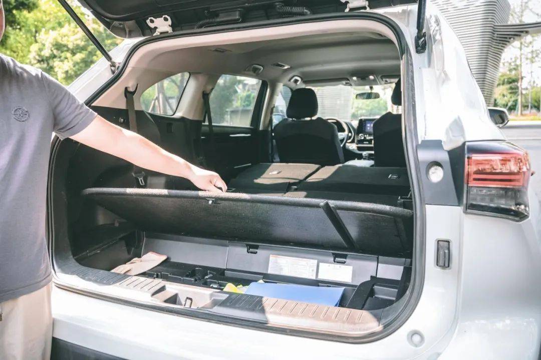 家庭七座SUV雙雄對決:漢蘭達加速稍快,日產探陸空間品質占優