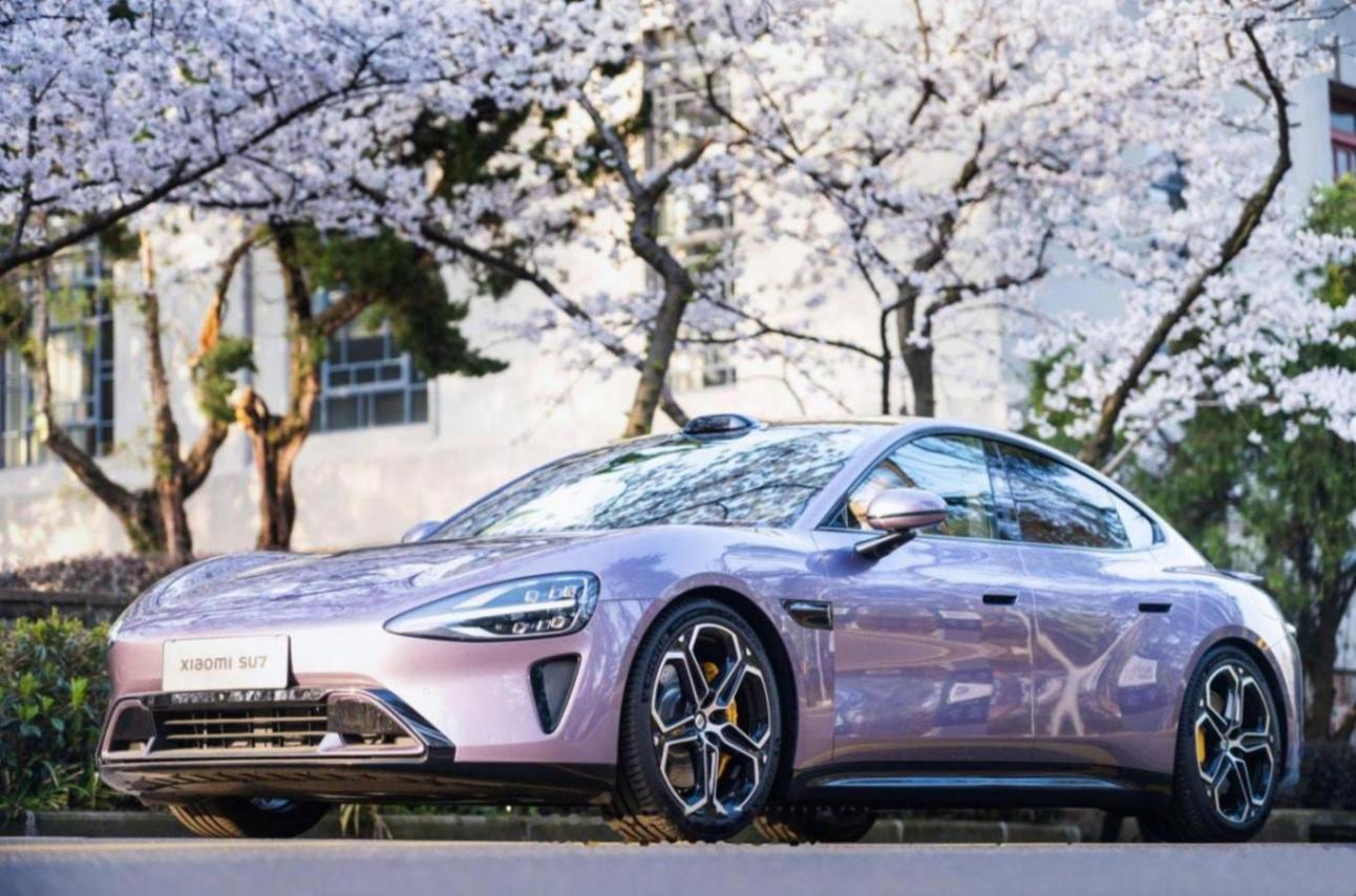 豪華品牌也很難,保時(shí)捷遭經(jīng)銷商“逼宮”,量?jī)r(jià)齊跌壓力很大