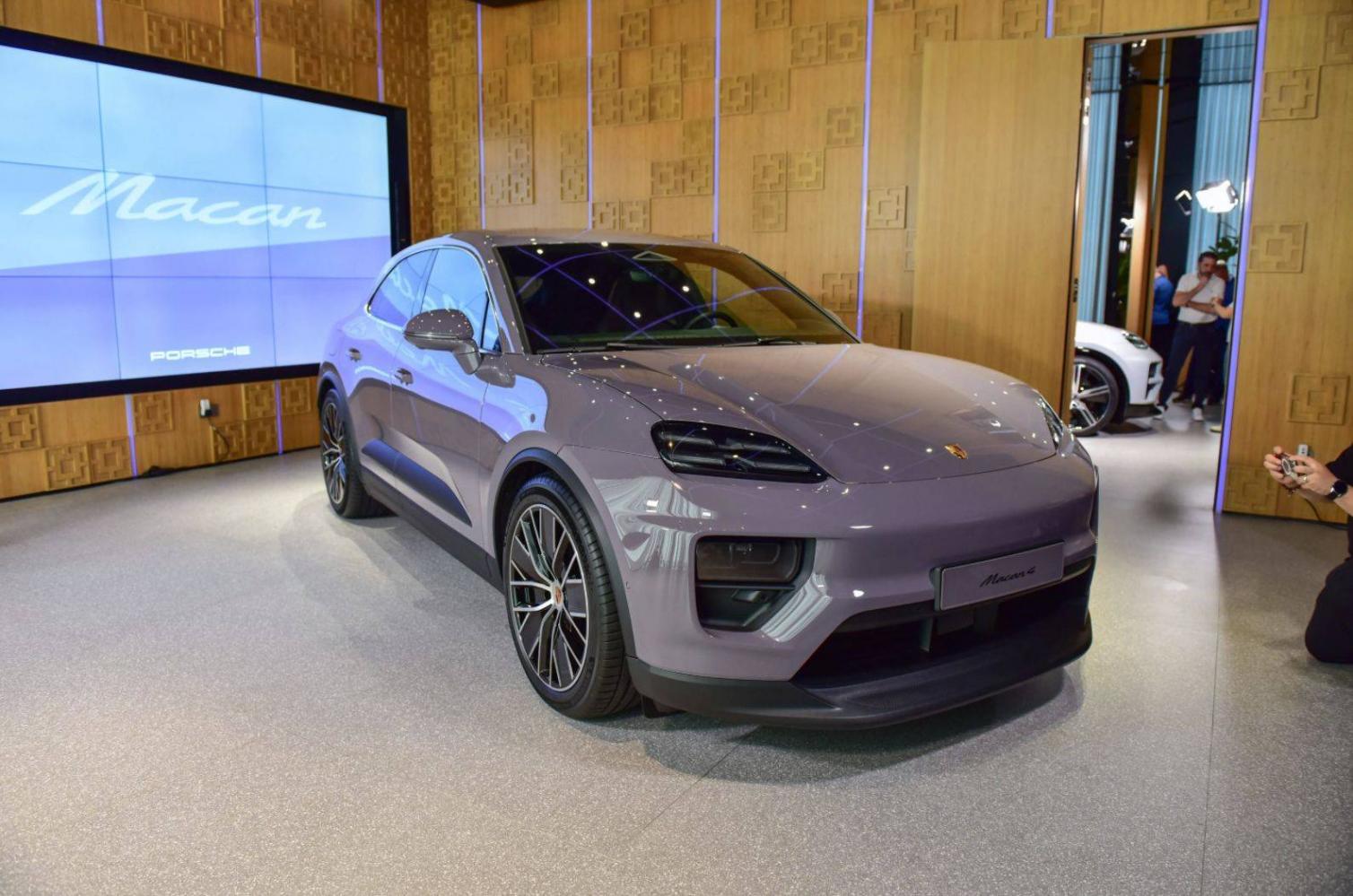 豪華品牌也很難,保時(shí)捷遭經(jīng)銷商“逼宮”,量?jī)r(jià)齊跌壓力很大