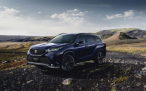 一汽豐田新款皇冠陸放上市,28.48萬元起售