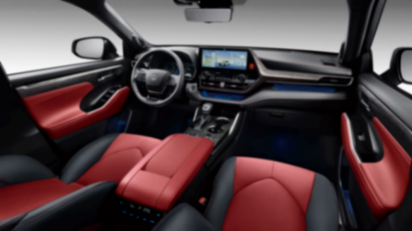 一汽豐田新款皇冠陸放上市 至高降價4.9萬元