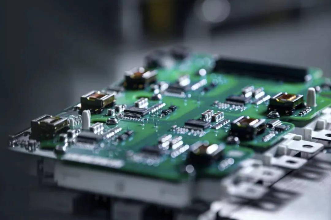 純電都支持5C超充了,為什么混動還沒有超充?