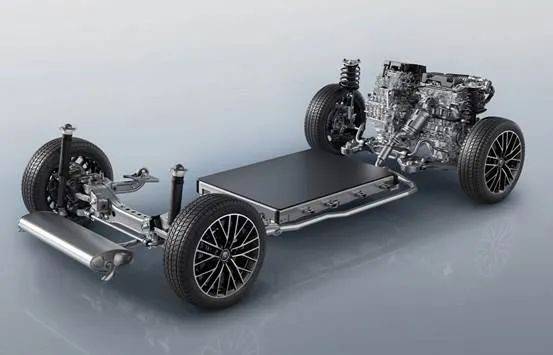 比亞迪和吉利爭“全球最高熱效率”,看熱鬧的都輸了