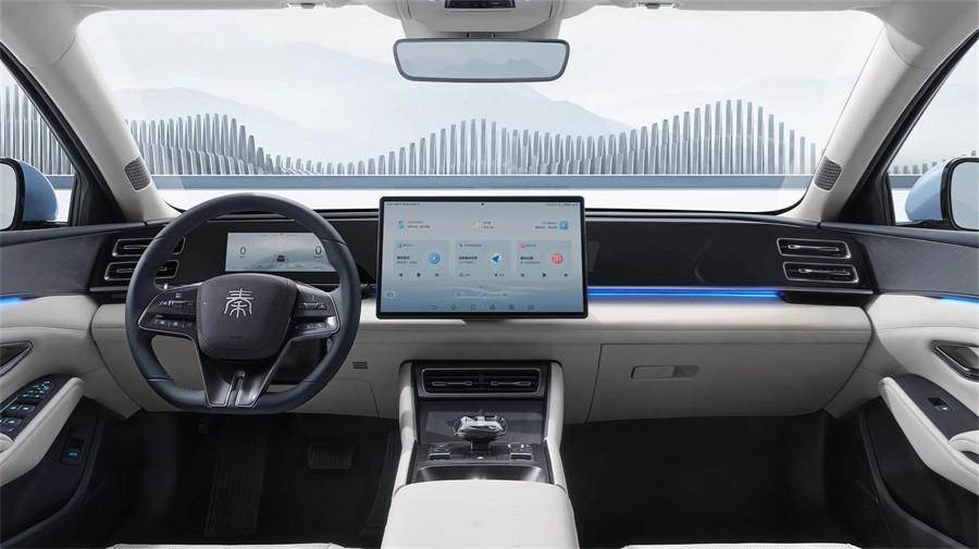 虧電油耗2.9L,比亞迪DM5.0“雙子星”秦L和海豹06,到底有多火?