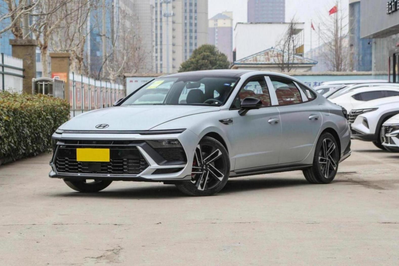 2.0T有250馬力,不足17萬買一臺頂配現代索納塔值嗎?