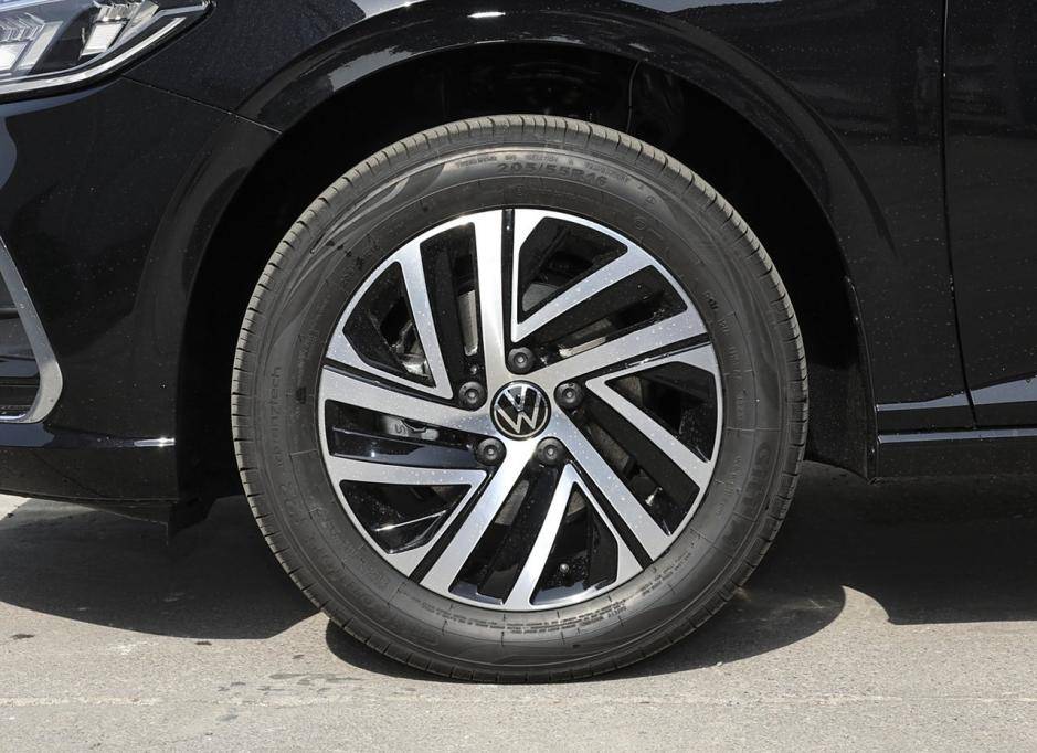 破罐子但不破摔,大眾朗逸無改變,銷量卻依然名列前茅