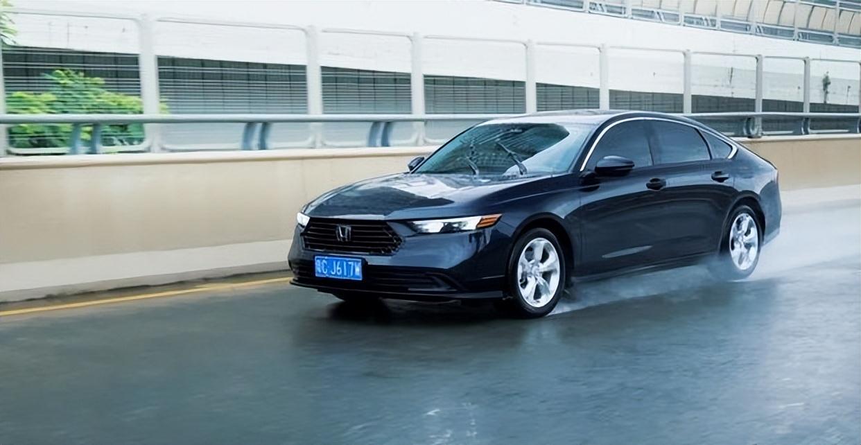 現在日系車降價幅度真的大!落地15萬的本田雅閣心動嗎?