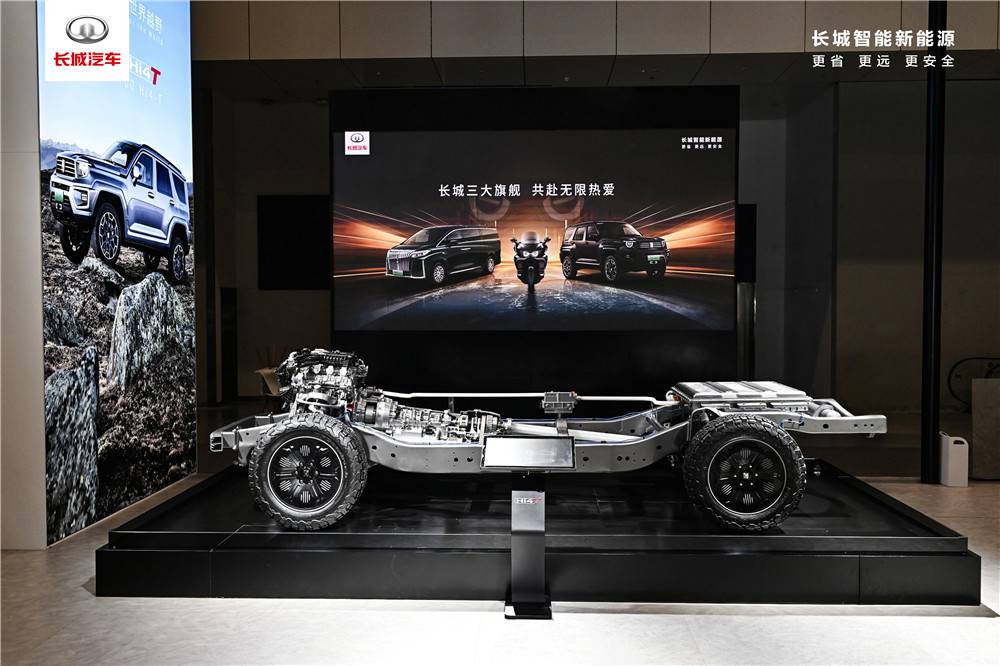 三大旗艦共赴熱愛 長(zhǎng)城汽車閃耀2024粵港澳大灣區(qū)車展