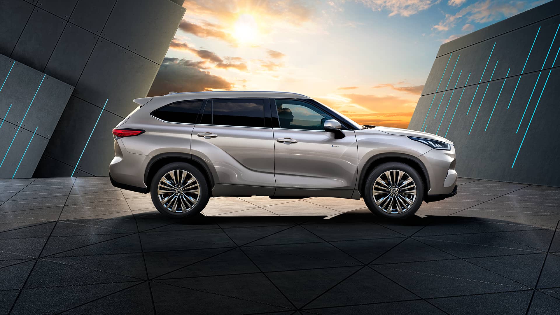 途觀LPro被偷家了?近5米SUV不到23萬,油耗不到6L,老車主虧慘了