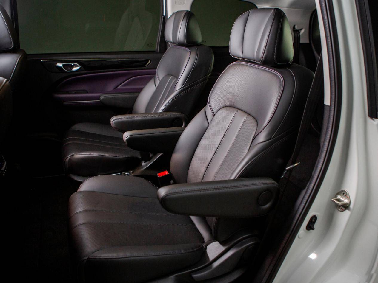 1400x0_1_q95_autohomecar__ChxoHmYpFwqAK-7hAC1PKMTr6Wc980