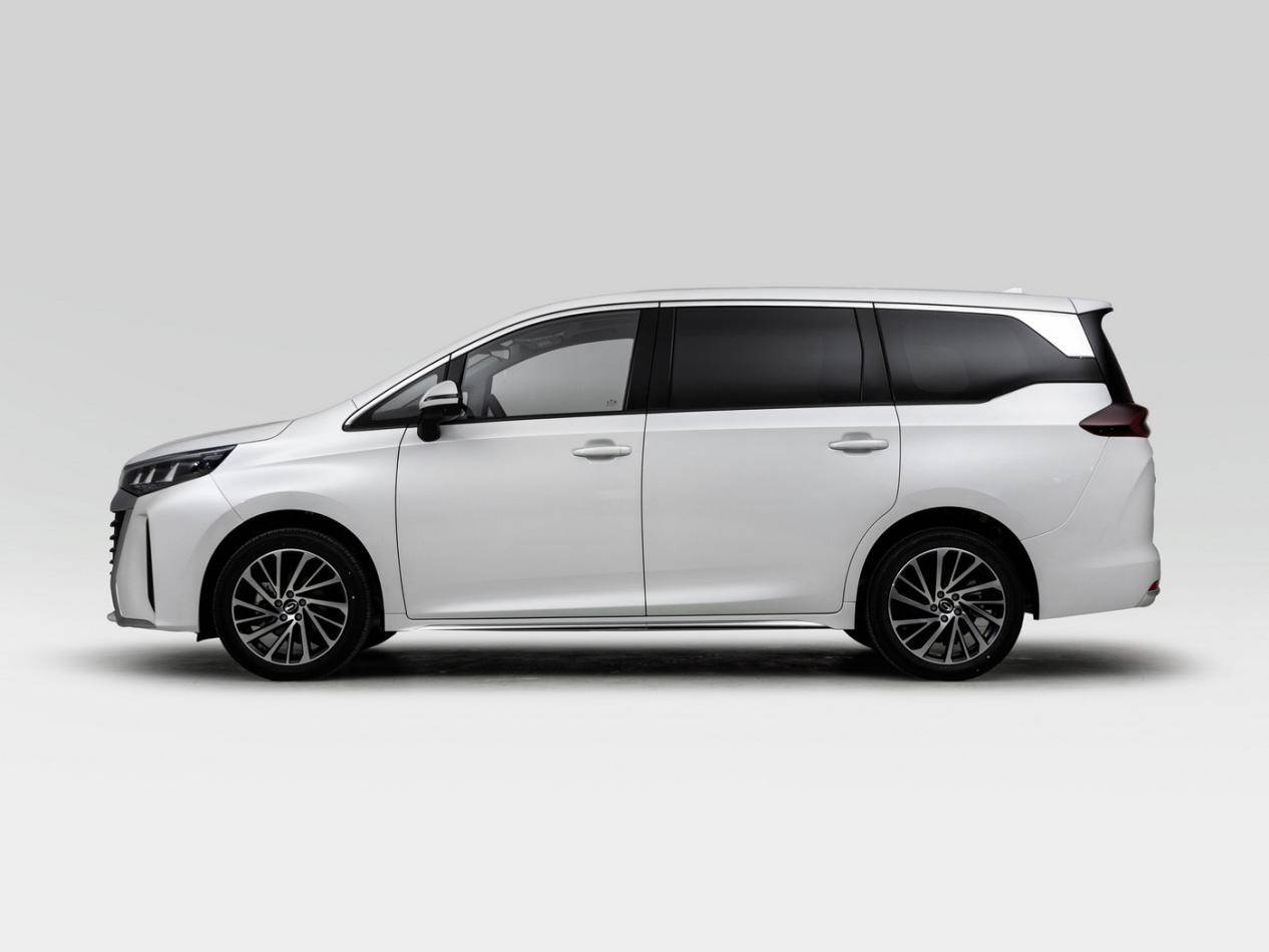 1400x0_1_q95_autohomecar__ChxoHmYpGK6ALSvxAAu1KuvEbmo655