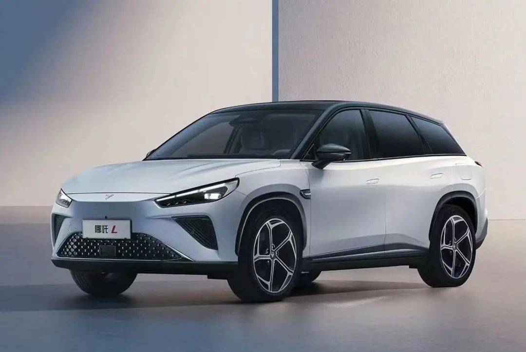 哪吒汽車重磅調整!前360高管加入,周鴻祎“戰略支持”開始? 圖片