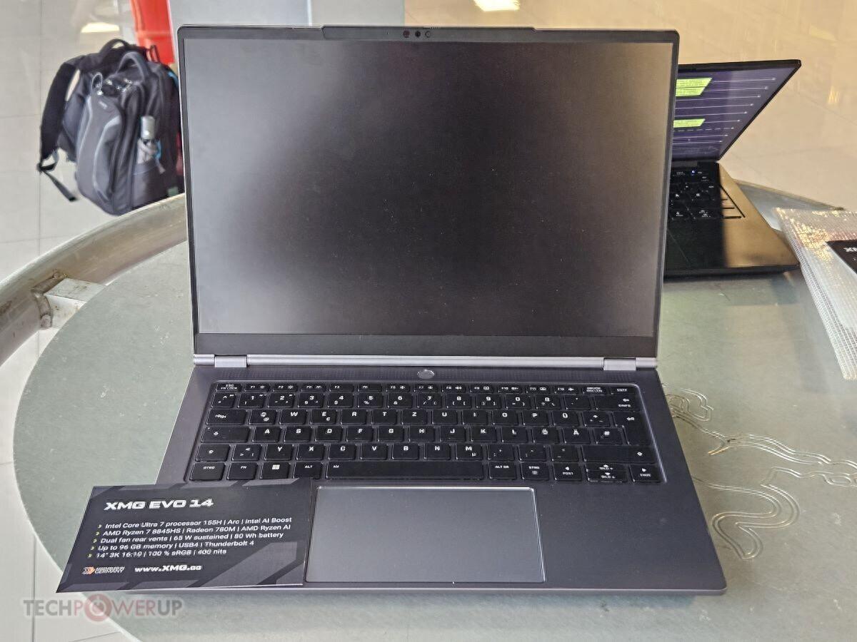 99.8Wh版“無界15X”,Schenker XMG展示新款EVO 15等筆記本