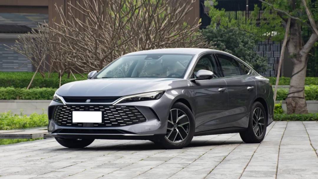 9.98萬的秦L,優(yōu)點(diǎn)不只是省油!