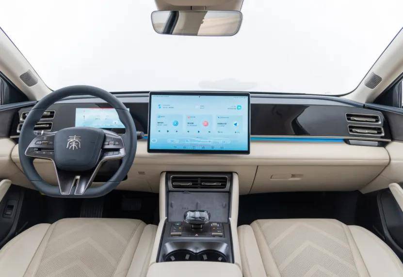 9.98萬的秦L,優(yōu)點(diǎn)不只是省油!