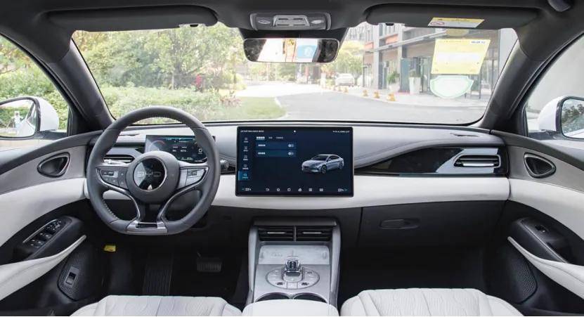 9.98萬的秦L,優(yōu)點(diǎn)不只是省油!