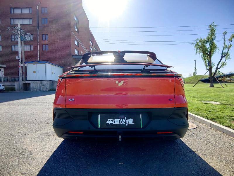 新能源下一站是卷腦子 極越01是否玩票還得親自試試