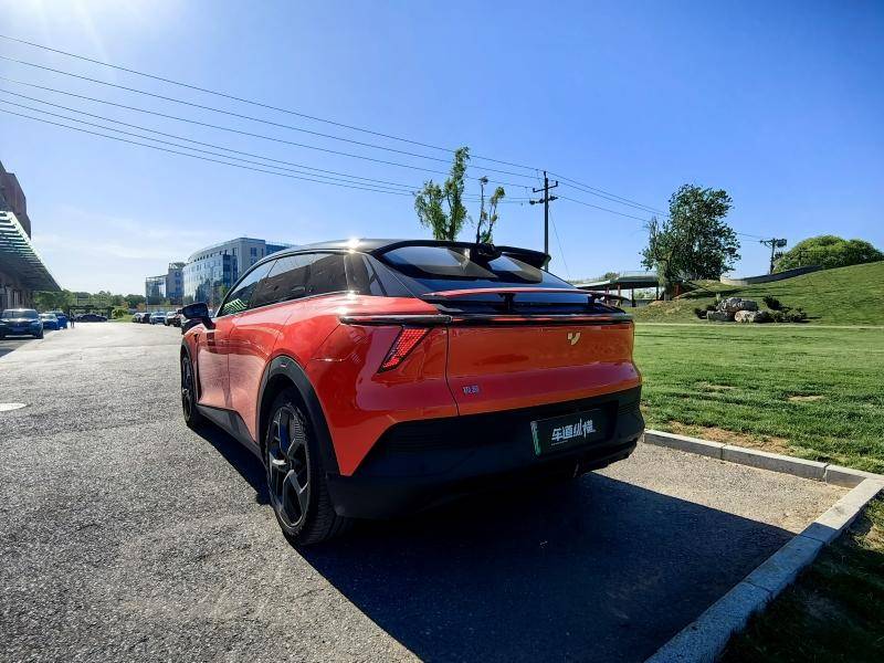 新能源下一站是卷腦子 極越01是否玩票還得親自試試