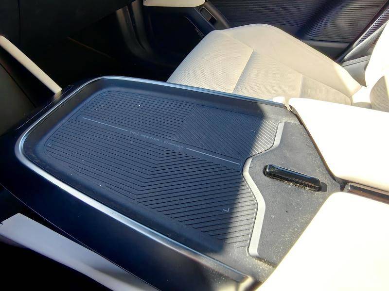 新能源下一站是卷腦子 極越01是否玩票還得親自試試