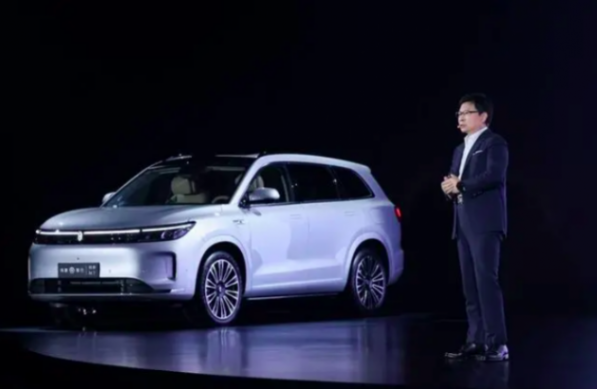 問界老車主“背刺”,歸根結底還是競爭過度惹的禍!