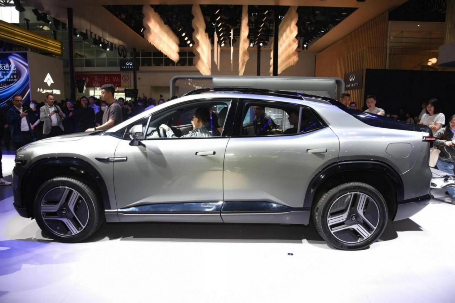 一車抵3車,SUV+轎車+皮卡結合體,釣魚佬首選,長超5米,增程/有純電 dfec0f01dd07c10b99185041dfd95d63~2508x0