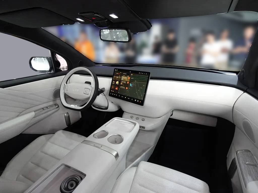 autohomecar__ChxkjmUwAaGACmL0ABdQicwfta8103