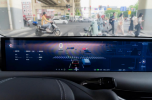 智己L6 Max VS 極氪007:高性能電動車巔峰對決