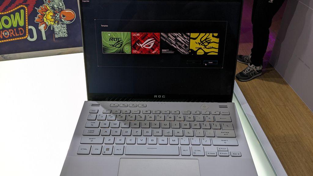 隨心更換、個(gè)性表達(dá),華碩展示Dali筆記本:A面配E Ink彩屏