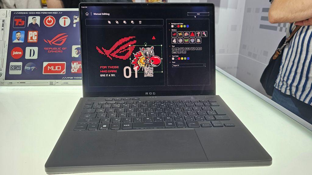 隨心更換、個(gè)性表達(dá),華碩展示Dali筆記本:A面配E Ink彩屏