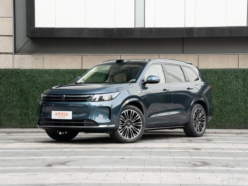 鴻蒙智行全系5月交付30578輛 問界M9交付15875輛