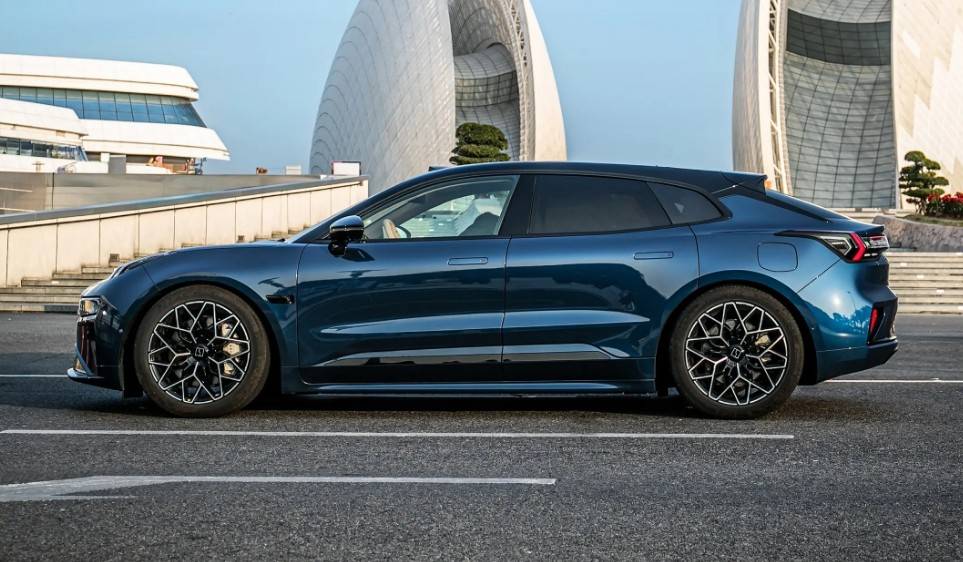 領克全新純電車ZERO要來了,預計售價20萬起,還買極氪001嗎?