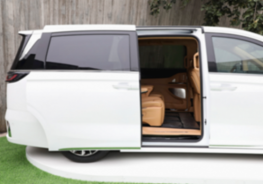 插混MPV“五星戰(zhàn)士”是它!新嵐圖夢想家對比別克GL8