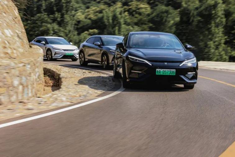 “先鋒1+1”解鎖B級先鋒獵裝SUV宋L的寶藏實力啦!