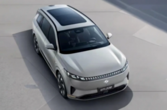 對余飛來說,東風奕派可能真的來晚了