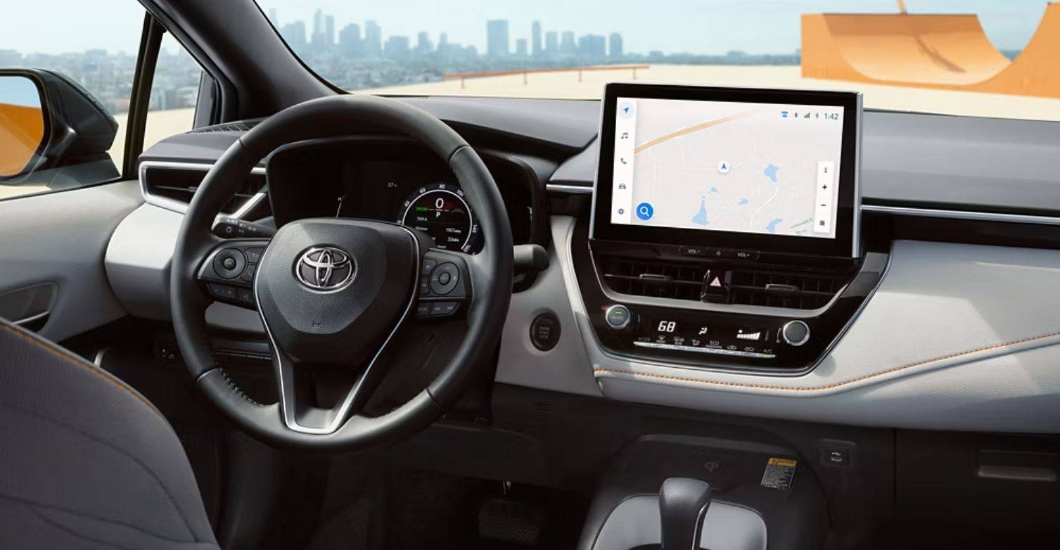 豐田卡羅拉新車亮相,外觀更帥操控升級,換上大屏幕
