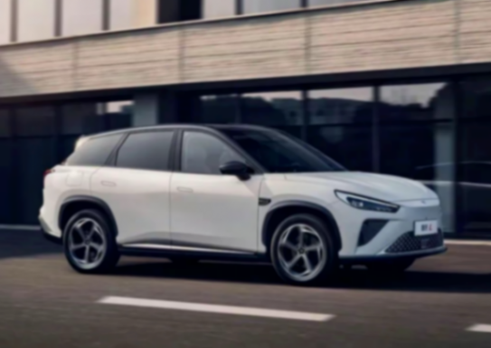 哪吒5月售10113臺(tái),環(huán)比上漲12.2%,同環(huán)比下滑22.4%