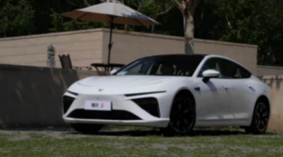 哪吒5月售10113臺(tái),環(huán)比上漲12.2%,同環(huán)比下滑22.4%